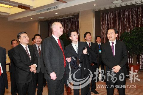 ��ǰ�������L�������h��ϯ������?sh��)���ɳ��ƽ�W�ҿ����L��